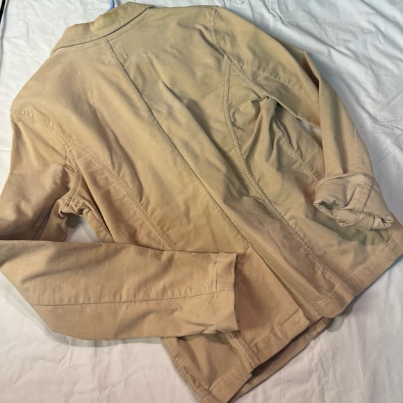 American Eagle Outfitters Tan Blazer - Picture 9 of 9